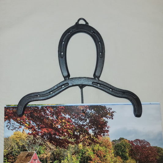 horseshoe calendar hook