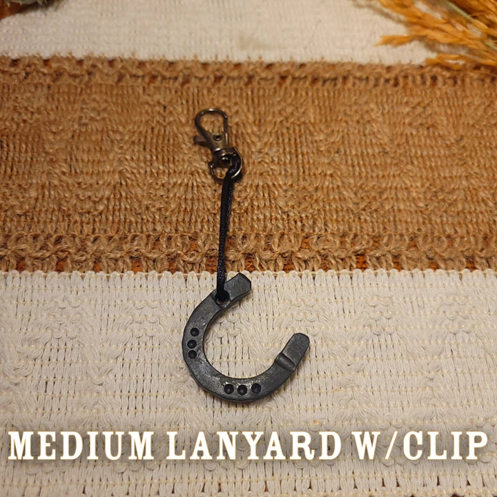horseshoe keychain with medium lanyard with clip