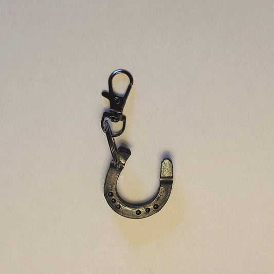 metal horseshoe keychain with clip